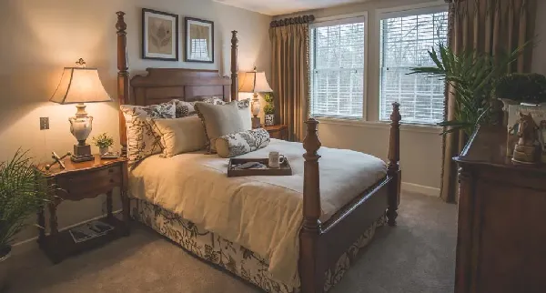 Evergreen Woods North Branford | Villa Apartment Interior Bedroom