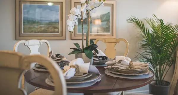 Evergreen Woods North Branford | Villa Apartment Interior Dining | 2017-92