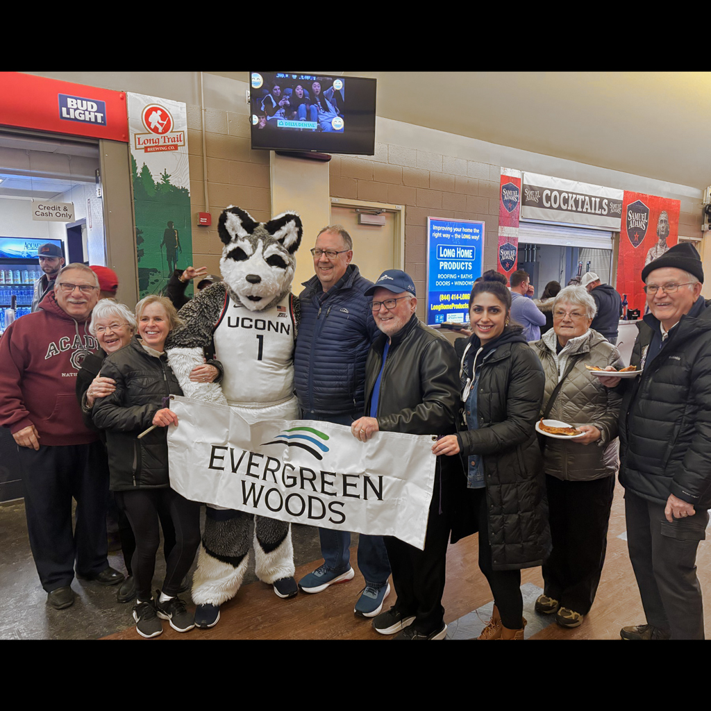 Evergreen Woods North Branford CT | Independent Living Social Events 11